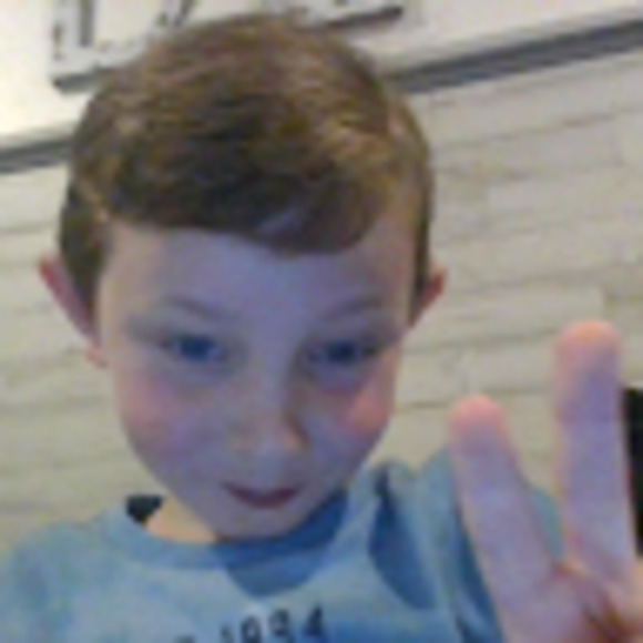 Meet your Posher, Amanda - Picture 1 of 1